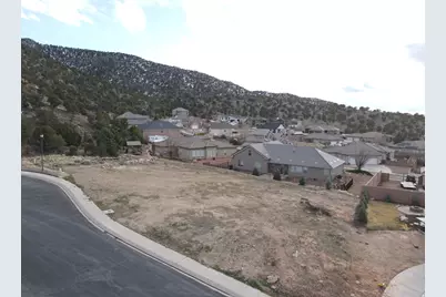 1927 N Mahogany Cir, Cedar City, UT 84721 - Photo 4