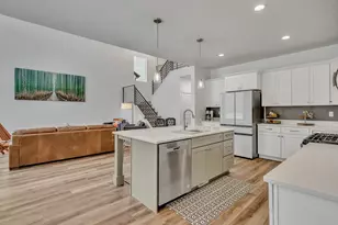 13568 S Watts Ln W, Riverton, UT 84065 - Photo 6