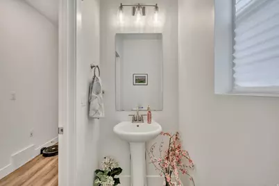 13568 S Watts Ln W, Riverton, UT 84065 - Photo 10