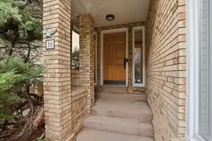 10 E La Montagne Ln, Sandy, UT 84092 - Photo 2