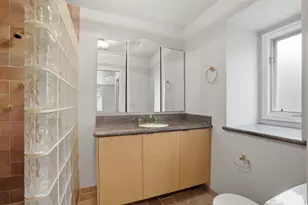 10 E La Montagne Ln, Sandy, UT 84092 - Photo 22