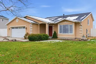 609 W Saddlebrook Dr S, Payson, UT 84651 - Photo 2