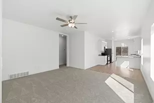 7212 Slick Rock Way N, Eagle Mountain, UT 84005 - Photo 2