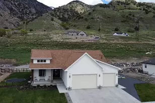 118 N Sherwood Dr, Providence, UT 84332 - Photo 1