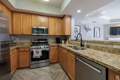 5 S 500 W #617, Salt Lake City, UT 84101 - Photo 4