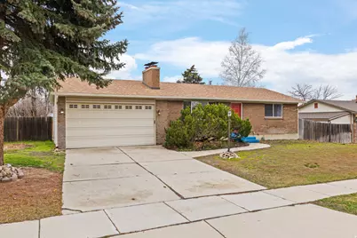 586 E 10345 S, Sandy, UT 84070 - Photo 2