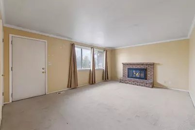 586 E 10345 S, Sandy, UT 84070 - Photo 4