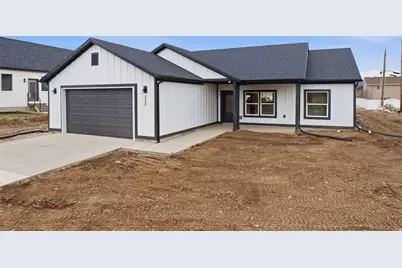 323 W 100 S #02, Payson, UT 84651 - Photo 1
