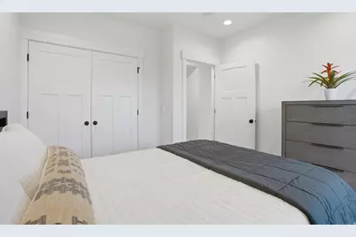 10538 S Bay Dr, Sandy, UT 84092 - Photo 20