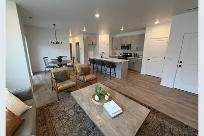 837 S 200 E #5-203, Spanish Fork, UT 84660 - Photo 4