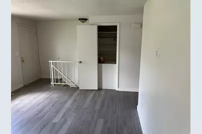 3240 N Fairfield Rd #6, Layton, UT 84041 - Photo 6