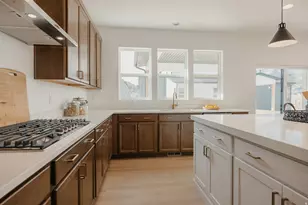 1023 S 3600 E, Spanish Fork, UT 84660 - Photo 14