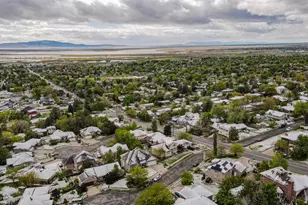 984 N 500 E, Centerville, UT 84014 - Photo 58