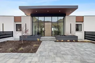 1332 S Canterbury Dr, Salt Lake City, UT 84108 - Photo 6