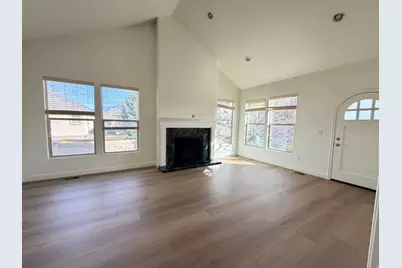 587 E 3375 N, Lehi, UT 84043 - Photo 18