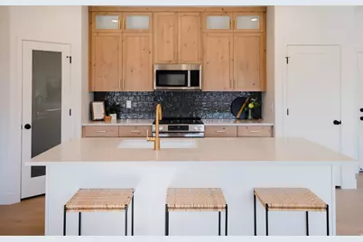 253 E Volunteer Dr #8-203, Spanish Fork, UT 84660 - Photo 6