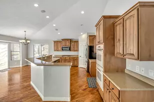 377 W Misty Sage Way, Saratoga Springs, UT 84045 - Photo 8