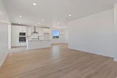 5469 N Saddle Stone Cir #530, Eagle Mountain, UT 84005 - Photo 6