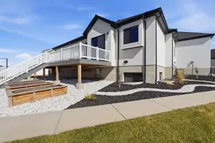 1437 W Valley Dr, Lindon, UT 84042 - Photo 40