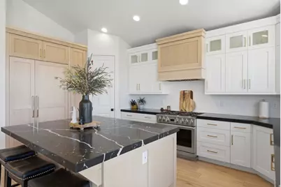 1437 W Valley Dr, Lindon, UT 84042 - Photo 10