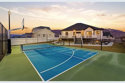 1437 W Valley Dr, Lindon, UT 84042 - Photo 70