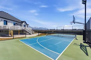 1437 W Valley Dr, Lindon, UT 84042 - Photo 48