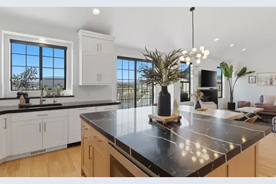 1437 W Valley Dr, Lindon, UT 84042 - Photo 12