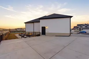 1437 W Valley Dr, Lindon, UT 84042 - Photo 66