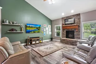 4388 N 250 W, Pleasant View, UT 84414 - Photo 6