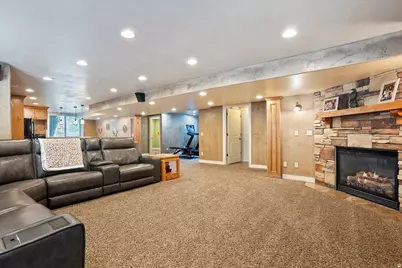 4388 N 250 W, Pleasant View, UT 84414 - Photo 24