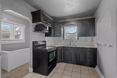815 E 22nd St, Ogden, UT 84401 - Photo 8