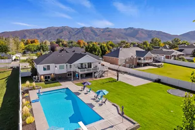 2011 W Hill St N, Kaysville, UT 84037 - Photo 4