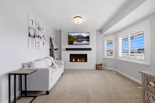 2011 W Hill St N, Kaysville, UT 84037 - Photo 12