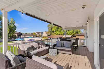 2011 W Hill St N, Kaysville, UT 84037 - Photo 28