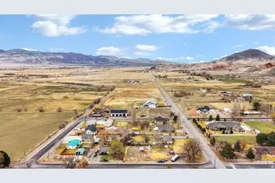 215 N Main St, Glenwood, UT 84730 - Photo 36