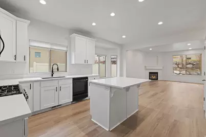 11979 N Ithica Dr, Highland, UT 84003 - Photo 6