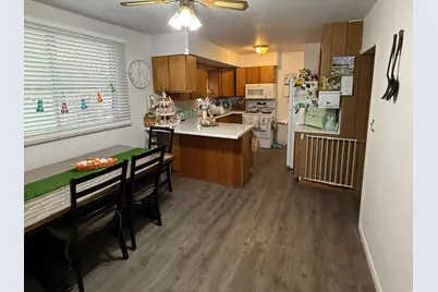 433 N 300 E, Price, UT 84501 - Photo 10