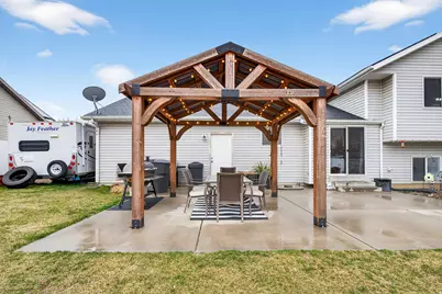 768 W 1090 N, Clinton, UT 84015 - Photo 20