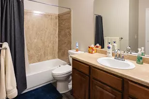 752 W Club Oaks Dr S, Sandy, UT 84070 - Photo 20