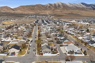 2004 E Juniper Dr N, Eagle Mountain, UT 84005 - Photo 34