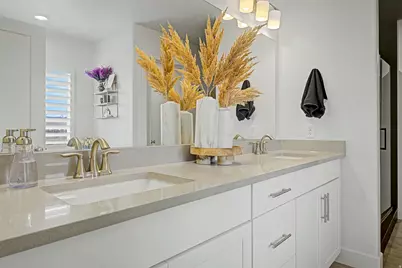 15474 S Revolutionary Way W, Bluffdale, UT 84065 - Photo 24