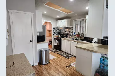 1142 W Barberry Dr S #56, Taylorsville, UT 84123 - Photo 2