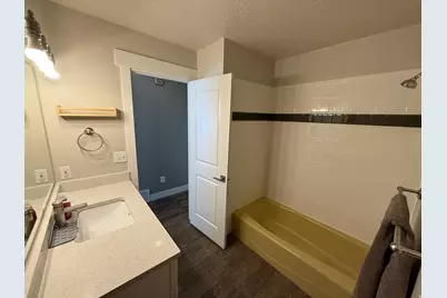 668 E 3050 N, North Ogden, UT 84414 - Photo 8