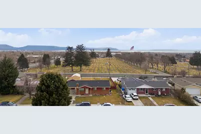 70 E 760 N, American Fork, UT 84003 - Photo 32