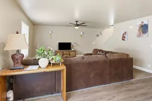 696 North Devonshire Drive, Saratoga Springs, UT 84045 - Photo 8