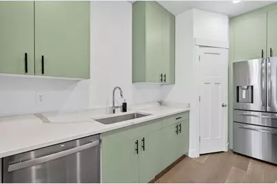 2758 E Riata Aly, Eagle Mountain, UT 84005 - Photo 8