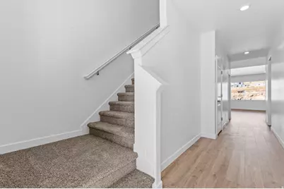 292 E Levengrove Dr #231, Lehi, UT 84048 - Photo 2