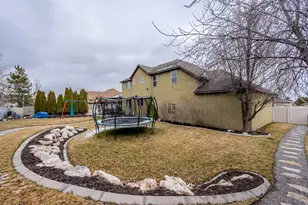 8026 S Cricket Ln W, West Jordan, UT 84081 - Photo 32