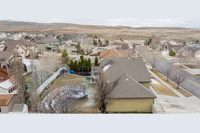 8026 S Cricket Ln W, West Jordan, UT 84081 - Photo 38