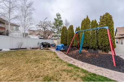8026 S Cricket Ln W, West Jordan, UT 84081 - Photo 34